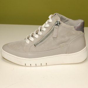 Naturalizer Hadley High-top Sneaker